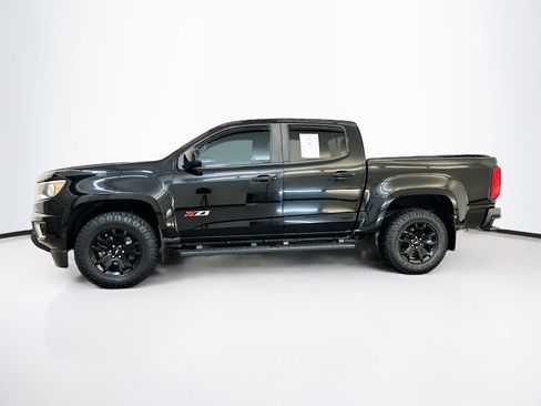 Used 2018 Chevrolet Colorado Z71 w/ Z71 Midnight Edition image 4