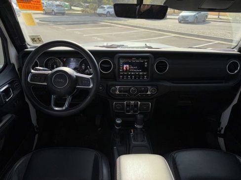 Used 2023 Jeep Wrangler Unlimited Sahara w/ Safety Group image 11