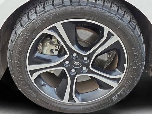 Used 2019 Ford Edge ST w/ Convenience Package image 9