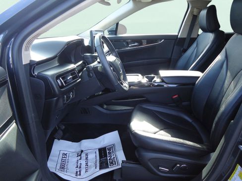 Used 2022 Lincoln Nautilus AWD image 21