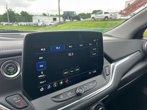 Used 2025 Chevrolet Blazer LT AWD/4WD image 9