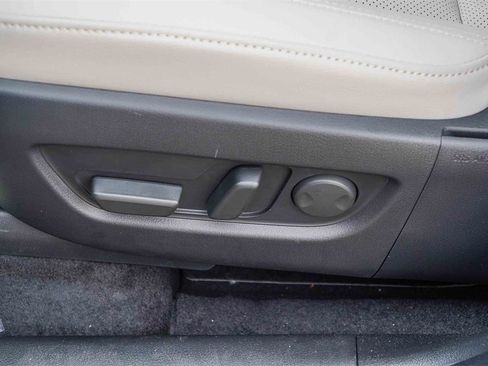 New 2025 MAZDA CX-70 Plug-In Hybrid w/ Premium Pkg image 24