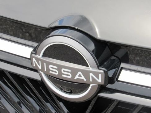 New 2026 Nissan Sentra SL w/ Floor Mat Package FWD image 8