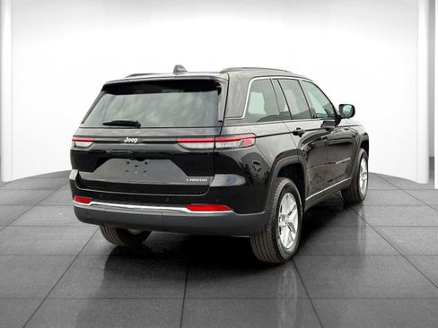 Used 2024 Jeep Grand Cherokee Laredo X w/ Luxury Tech Group I image 7