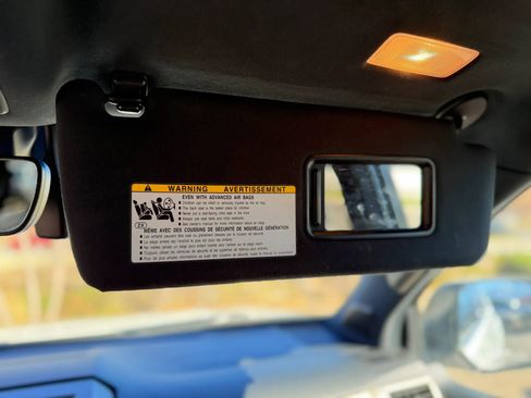 Used 2021 Lexus GX 460 Premium w/ Premium Plus Package image 25