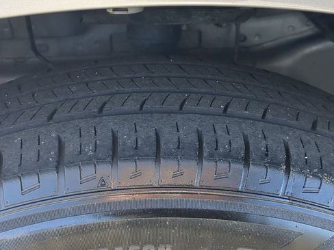 Used 2019 Dodge Journey SE w/ Connectivity Group image 13