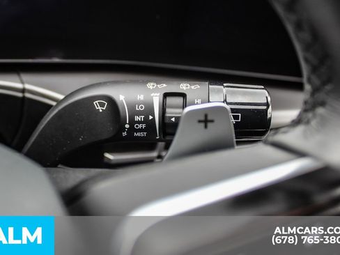 Used 2025 Hyundai Santa Fe SEL FWD image 31