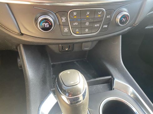 Used 2020 Chevrolet Traverse LS w/ LPO, Floor Liner Package image 21