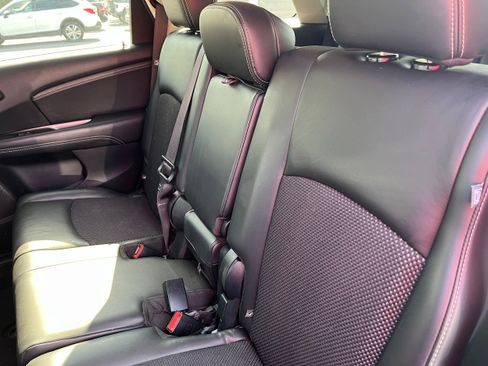 Used 2017 Dodge Journey Crossroad w/ Popular Equipment Group AWD/4WD image 13