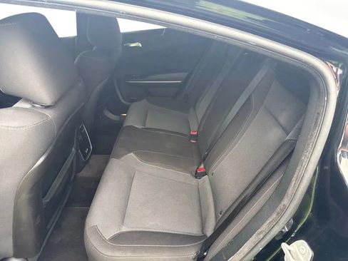 Used 2018 Dodge Charger R/T RWD image 27