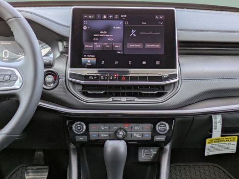 New 2026 Jeep Compass Latitude w/ Sun and Sound Group AWD/4WD image 19