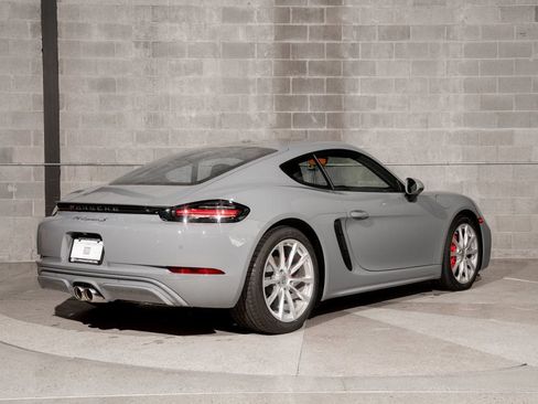 Used 2025 Porsche 718 Cayman S RWD image 8
