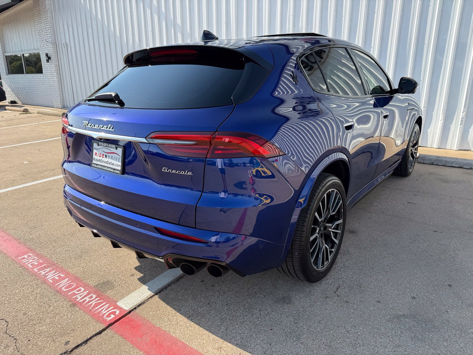 Used 2023 Maserati Grecale Modena AWD/4WD image 7