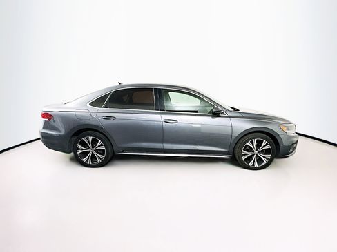 Used 2020 Volkswagen Passat 2.0T SEL image 10