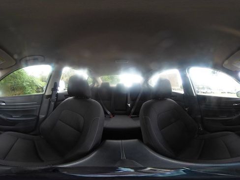 Used 2025 Nissan Altima 2.5 SV FWD image 43