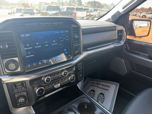 Used 2022 Ford F150 Lariat image 38