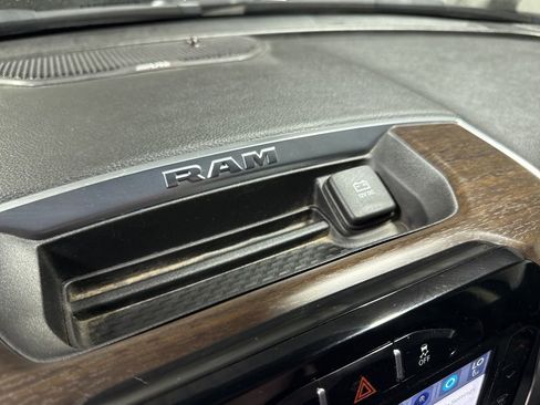 Used 2024 RAM 2500 Laramie w/ Safety Group AWD/4WD image 38
