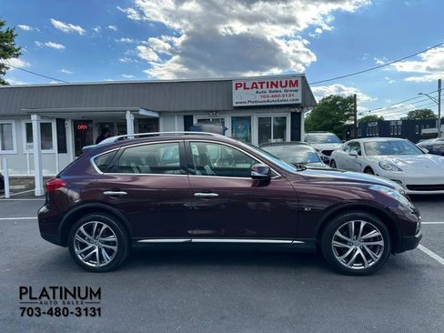 Used 2017 INFINITI QX50 AWD w/ Premium Plus Package image 2