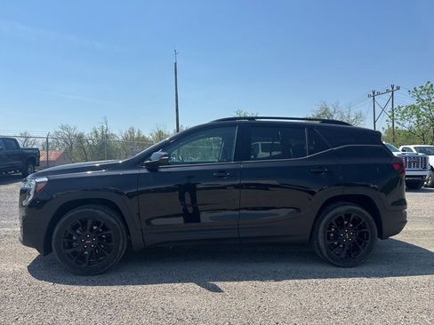 Used 2023 GMC Terrain SLT w/ Elevation Edition AWD/4WD image 7