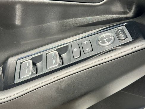 Used 2023 Honda Accord Touring image 17