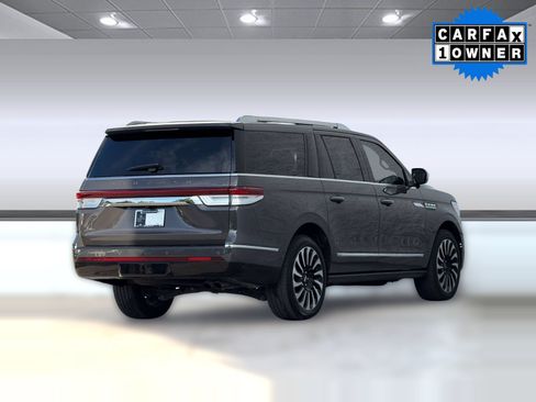 Used 2024 Lincoln Navigator L Black Label AWD/4WD image 9