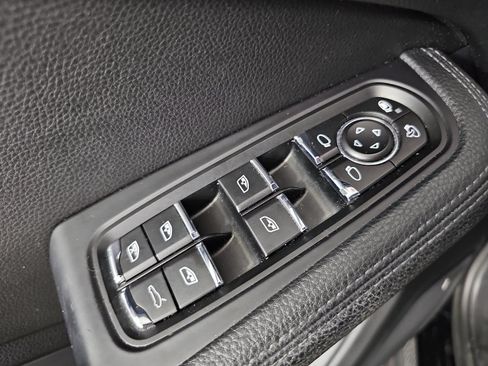 Used 2016 Porsche Macan S AWD/4WD image 28