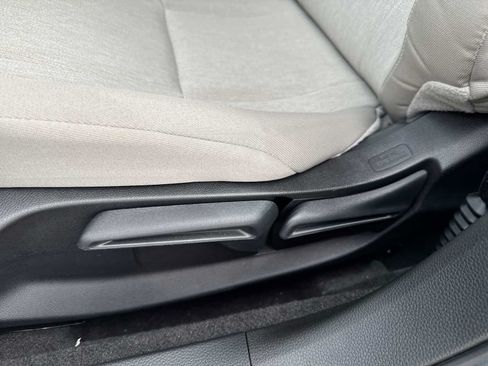 Certified 2025 Honda Accord LX image 14
