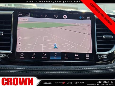 Used 2023 Chrysler Pacifica Limited image 26