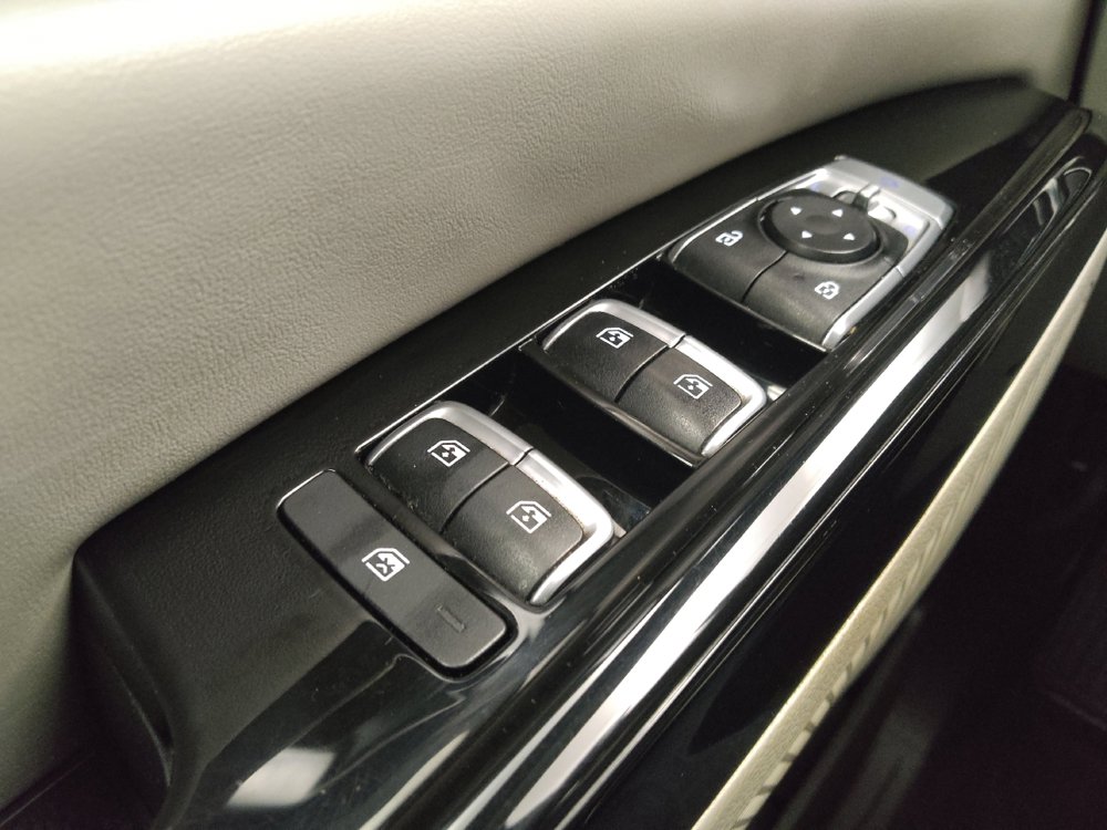 Used 2022 Kia Carnival SX Prestige FWD image 27