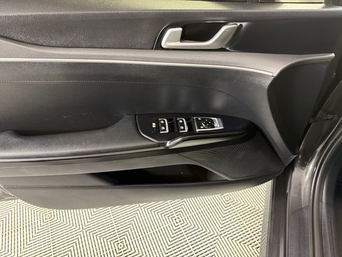 Used 2025 Kia K5 LXS FWD image 10