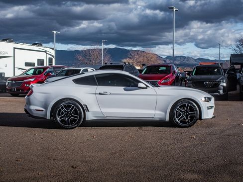 Used 2021 Ford Mustang Premium image 8