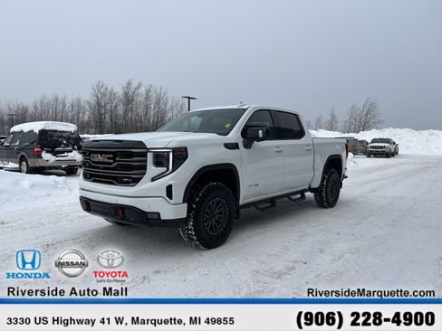 Used 2025 GMC Sierra 1500 AT4 w/ AT4 Preferred Package image 3
