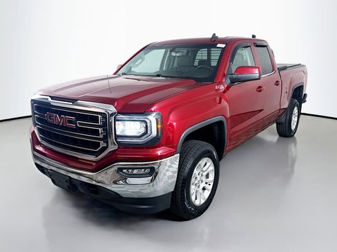 Used 2018 GMC Sierra 1500 SLE w/ SLE Value Package image 4