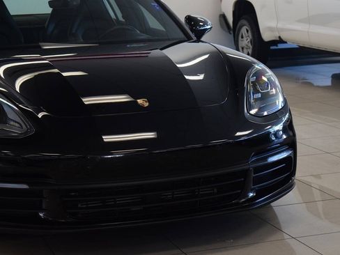Used 2018 Porsche Panamera 4 AWD/4WD image 19