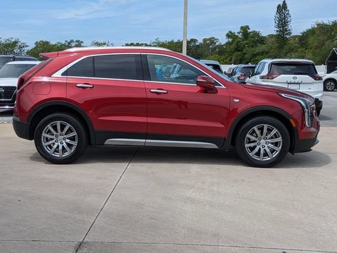 Used 2023 Cadillac XT4 Premium Luxury w/ Enhanced Visibility Package FWD image 4