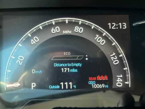 Used 2025 Toyota RAV4 LE AWD/4WD image 15