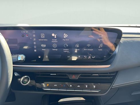 Used 2025 Buick Envision Sport Touring image 16