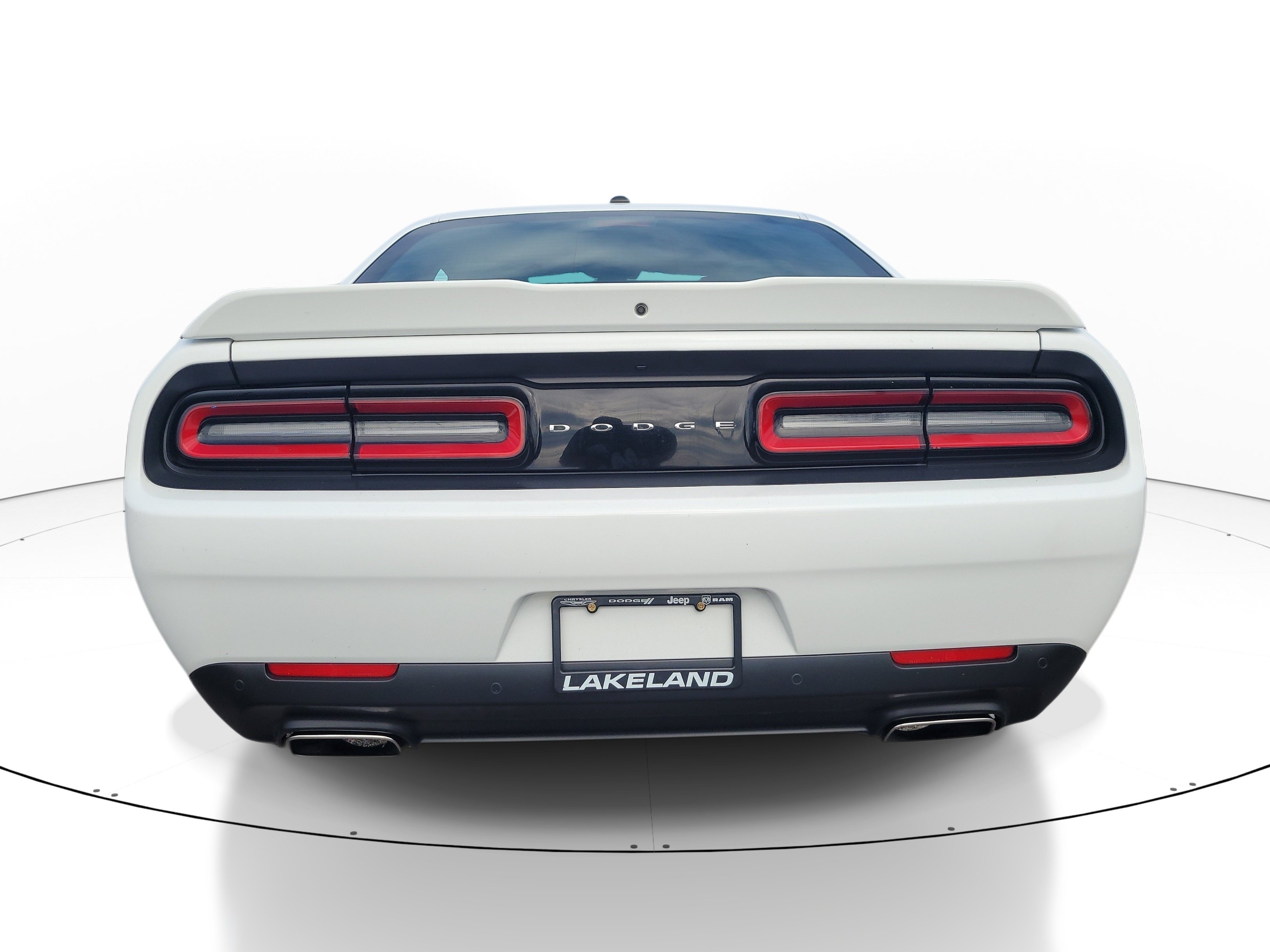 Used 2022 Dodge Challenger GT RWD image 5