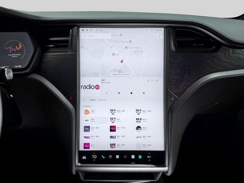 Used 2020 Tesla Model X Long Range image 15