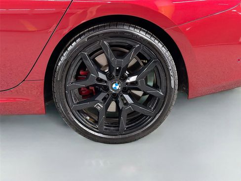 Certified 2025 BMW 330i xDrive Sedan w/ M Sport Package AWD/4WD image 30