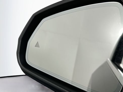 Used 2025 BMW X1 xDrive28i image 16