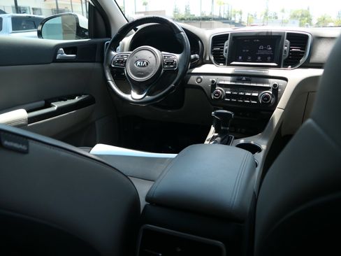 Used 2017 Kia Sportage EX w/ EX Premium Package FWD image 26