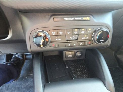 Used 2024 Ford Bronco Sport Badlands w/ Premium Package image 16