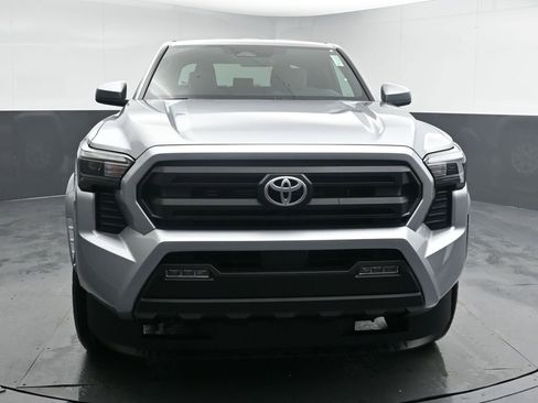 New 2026 Toyota Tacoma SR5 image 3