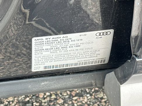 Used 2020 Audi Q5 2.0T Premium Plus w/ Premium Plus Package AWD/4WD image 46