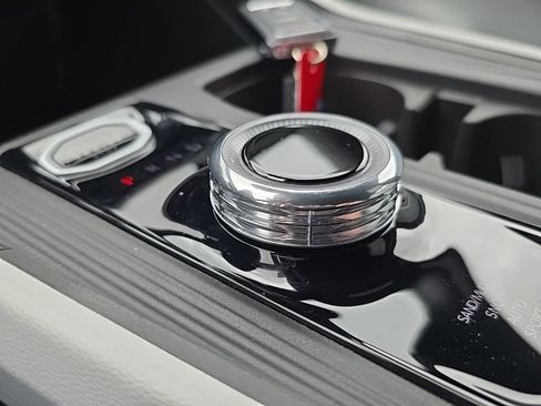 New 2026 Jeep Cherokee Limited image 14