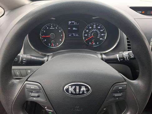 Used 2017 Kia Forte LX FWD image 20