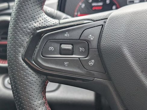 Used 2024 Chevrolet Trax RS w/ Driver Confidence Package FWD image 23