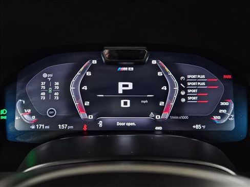 Used 2022 BMW M8 Competition image 11