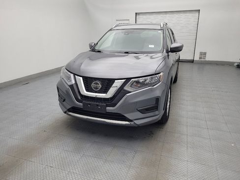 Used 2020 Nissan Rogue SV image 15